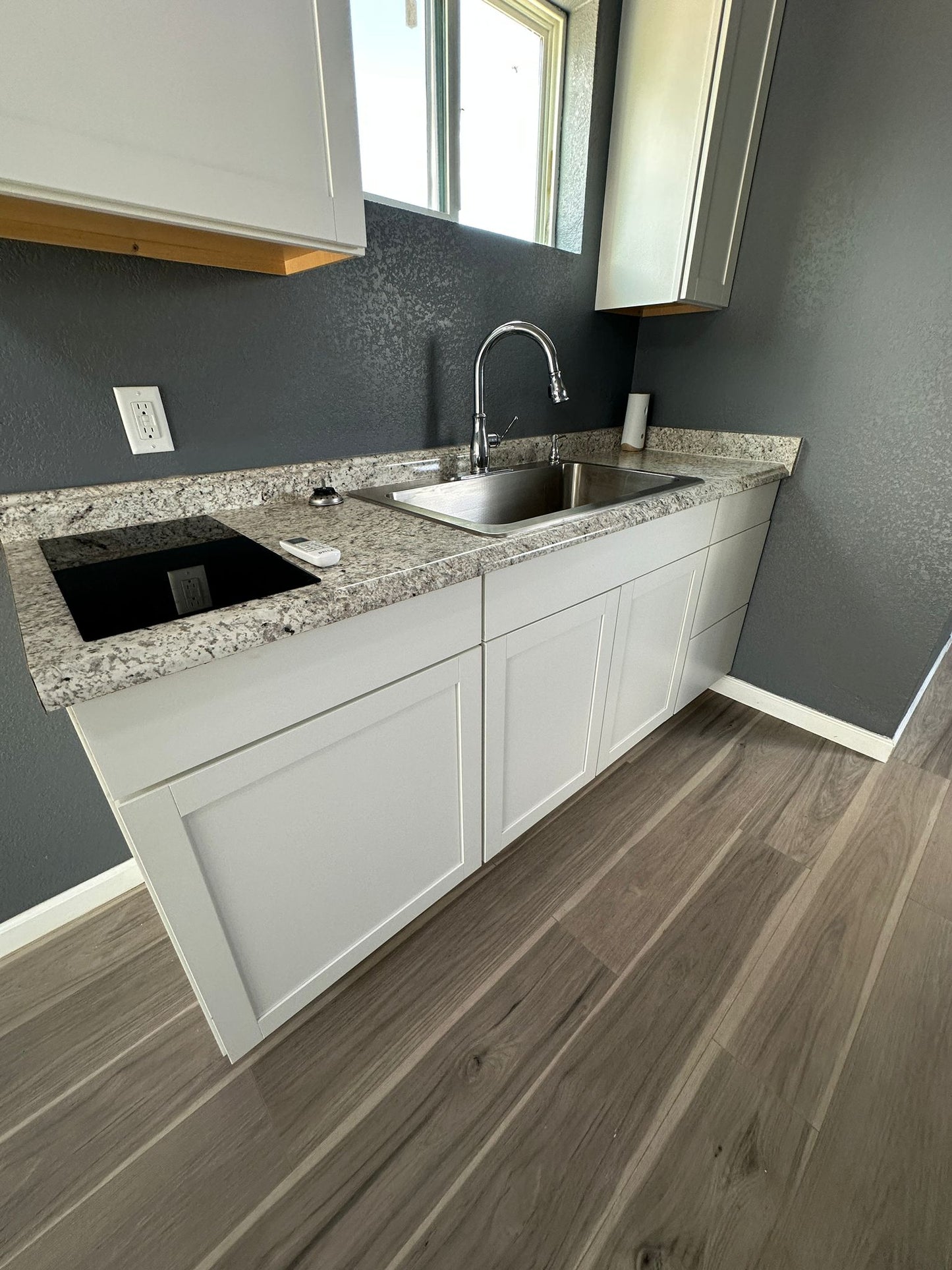 Summit Luxury 40 (Build-to-Order)